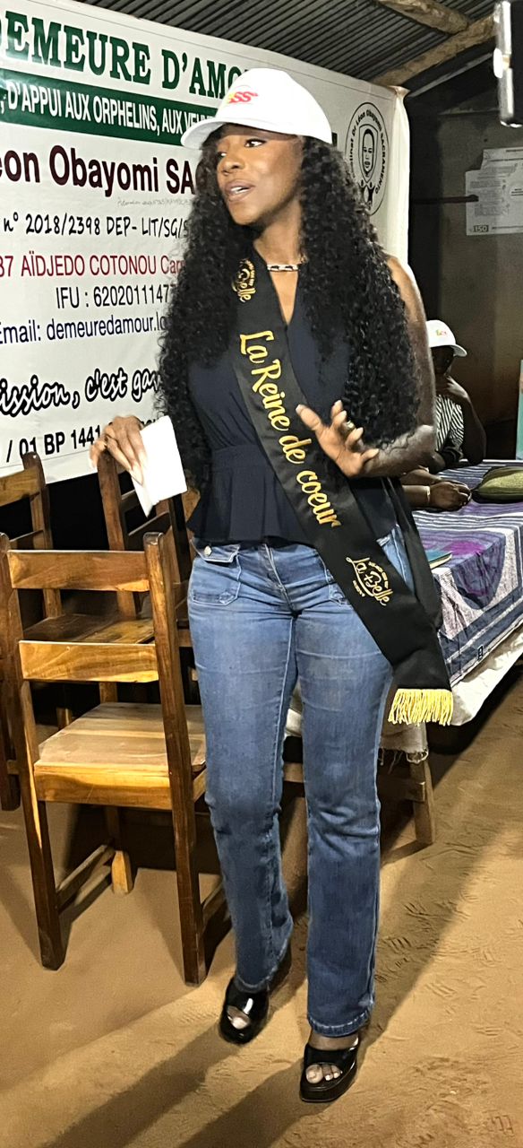 Couronnée Reine du Cœur/Christelle AGUE,  transforme son sacre en acte de solidarité